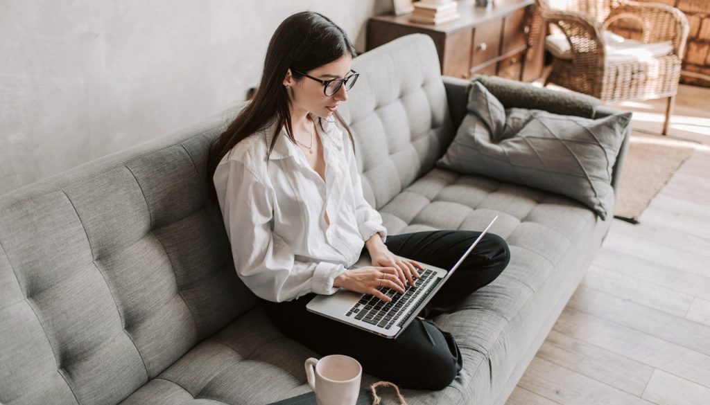 ¿Cómo iniciar un emprendimiento digital?